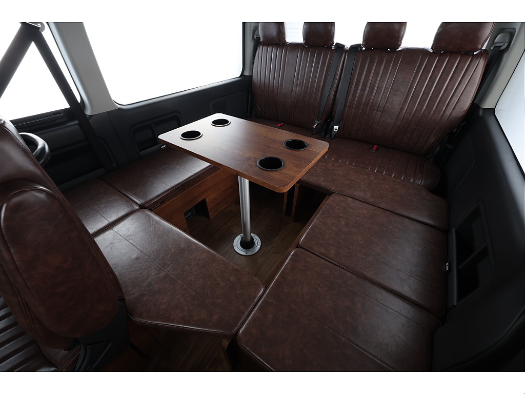 テーブルも利用できます♪