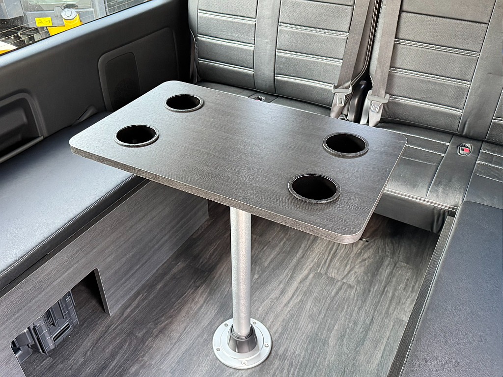 トヨタ&nbsp;ハイエース&nbsp;ワゴン2.7GLロング ミドルルーフ 4WD&nbsp;【necross】【オフロード】&nbsp;北海道の詳細画像&nbsp;その8