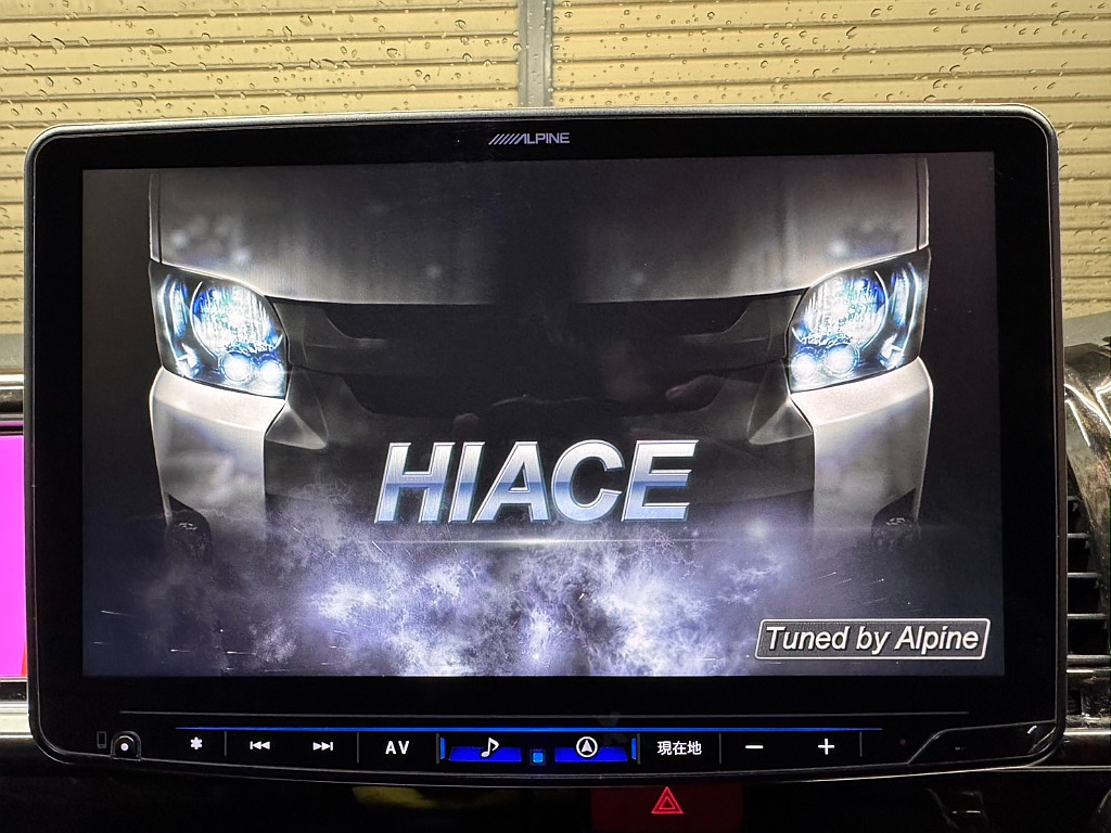 ALPINE　BIG-Xが装備されております♪