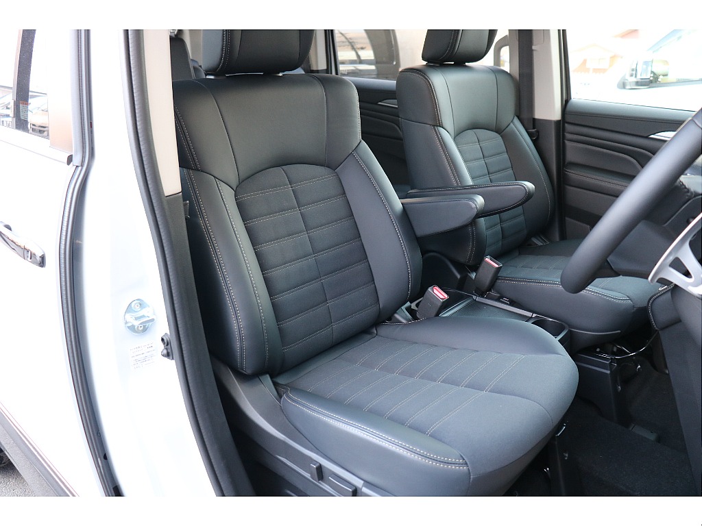 三菱 デリカD：5(4枚目)