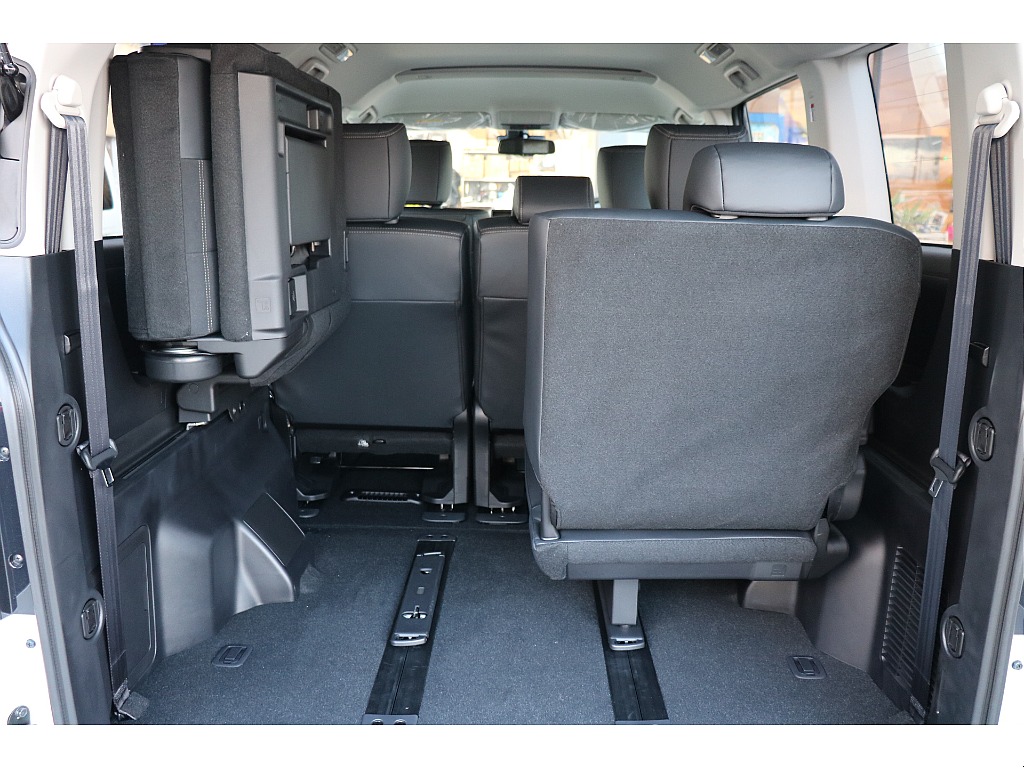 三菱 デリカD：5(9枚目)