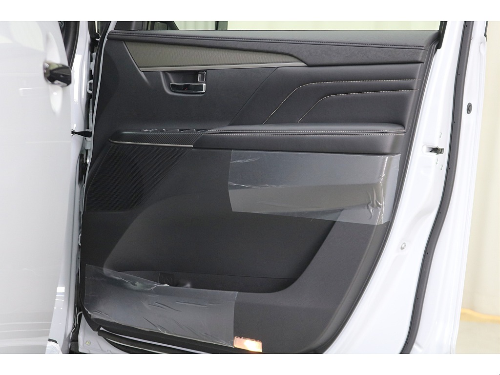 ドアトリムになります☆