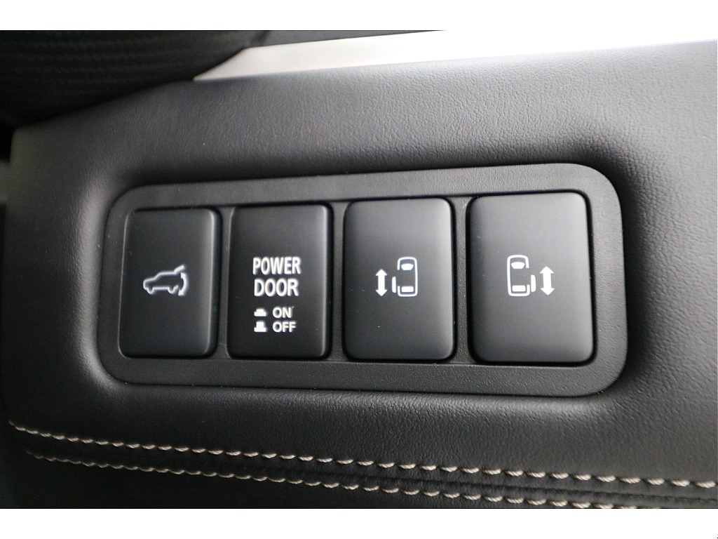 両側電動パワースライドドア☆