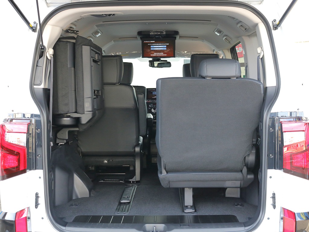 片側跳ね上げも可能！