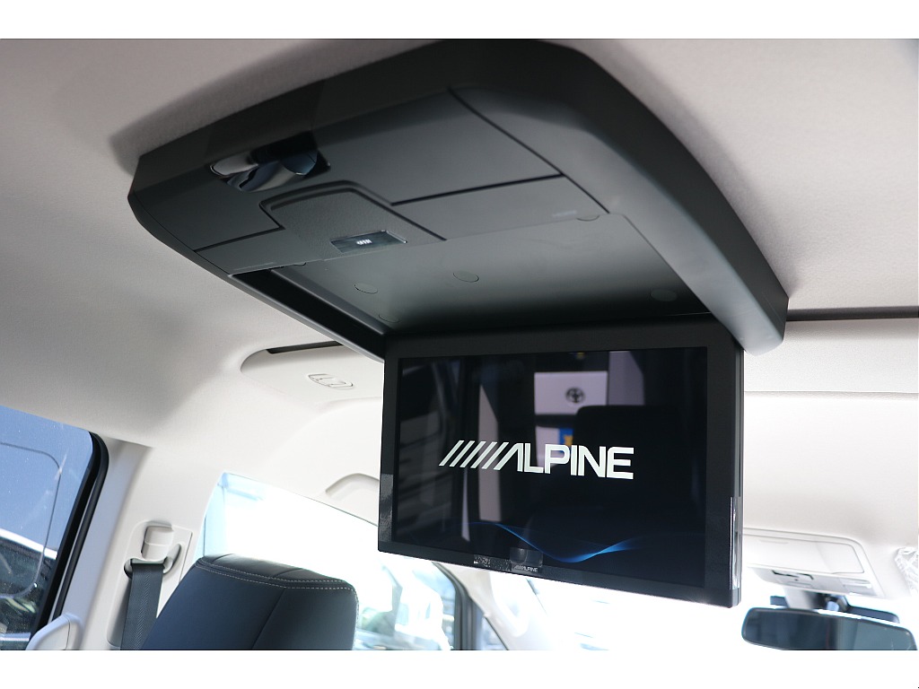 アルパイン12.8インチフリップダウンモニター！