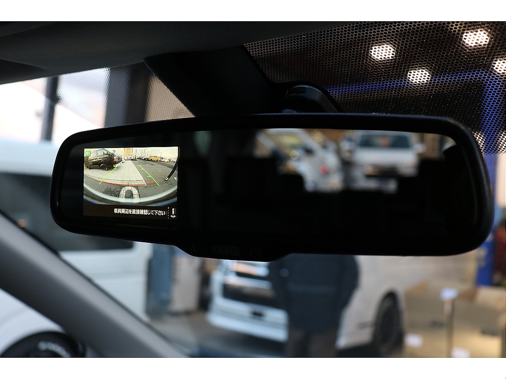 自動防眩ミラー！