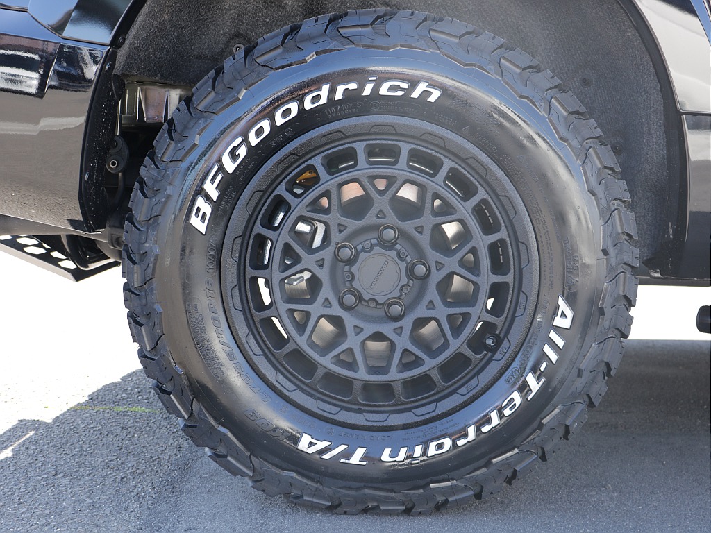 マッドヴァンスXType　M　FB　AW＆BFグッドリッチ　タイヤ装着済み！！