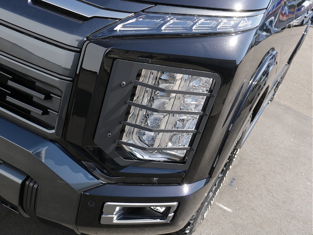 オリジナル67　ROKU　NANAヘッドライトカバー装着済み！！