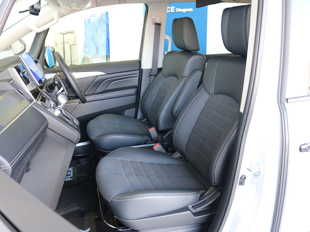 シートは座り心地の良いシートになっております♪♪