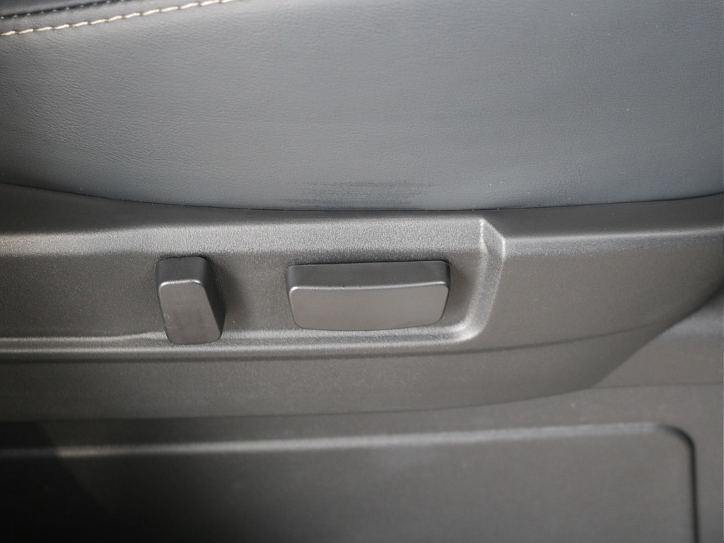 運転席側パワーシート