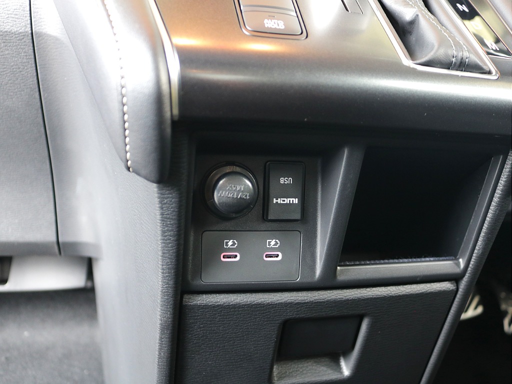 充電用USBポート Type-C