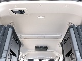 Pグレードのみ標準装備の天井照明付き！ 夜間でも車内を温かみのあるオレンジLEDが照らしてくれます！