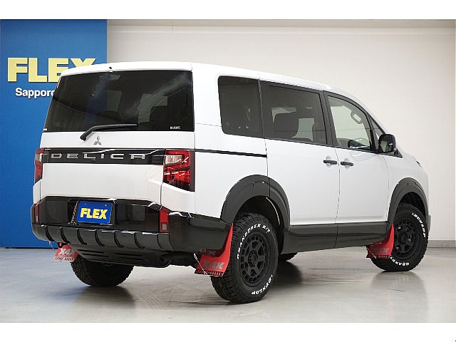 新車☆新型デリカ☆クリーンディーゼル☆８人乗り☆カスタム済み☆早い者勝ちです♪