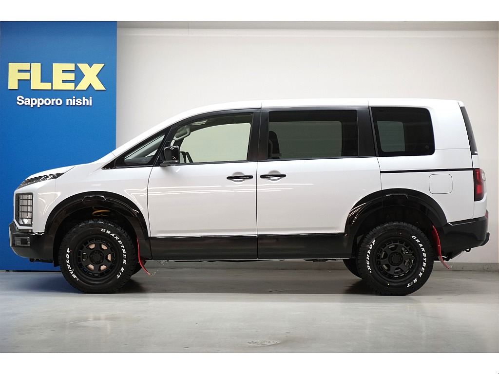 両側電動スライドドア☆パワーバックゲート☆マルチアラウンドモニター☆デリカ専用アルパインＢＩＧ－Ｘ１１ナビ☆ＵＳＢ／ＨＤＭＩ☆ＥＴＣ☆アルパインフリップダウンモニター☆新型パーキングセンサー☆