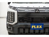 ホワイトダイヤモンド×ブラックマイカ☆マルチＬＥＤヘッドライト☆新型ホイールアーチモール☆リフトＵＰ☆エンジンフードエンブレム☆オリジナルヘッドライトカバー☆オートフラッグス製マッドフラップ☆