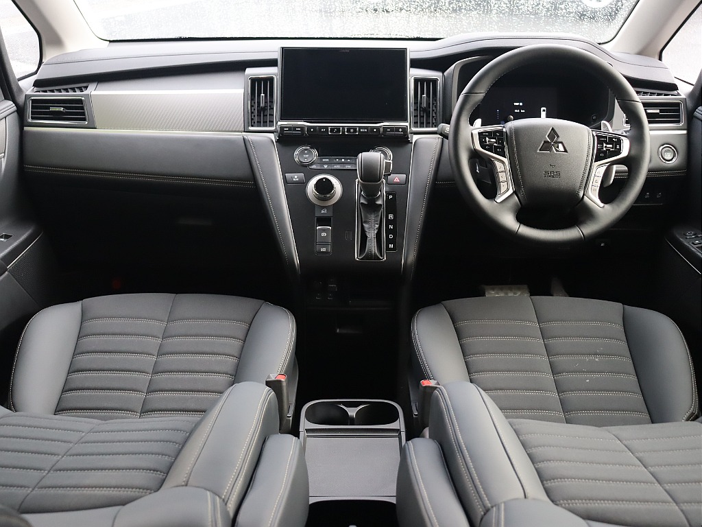 どこへでも行きたくなるようなインパネ廻り！