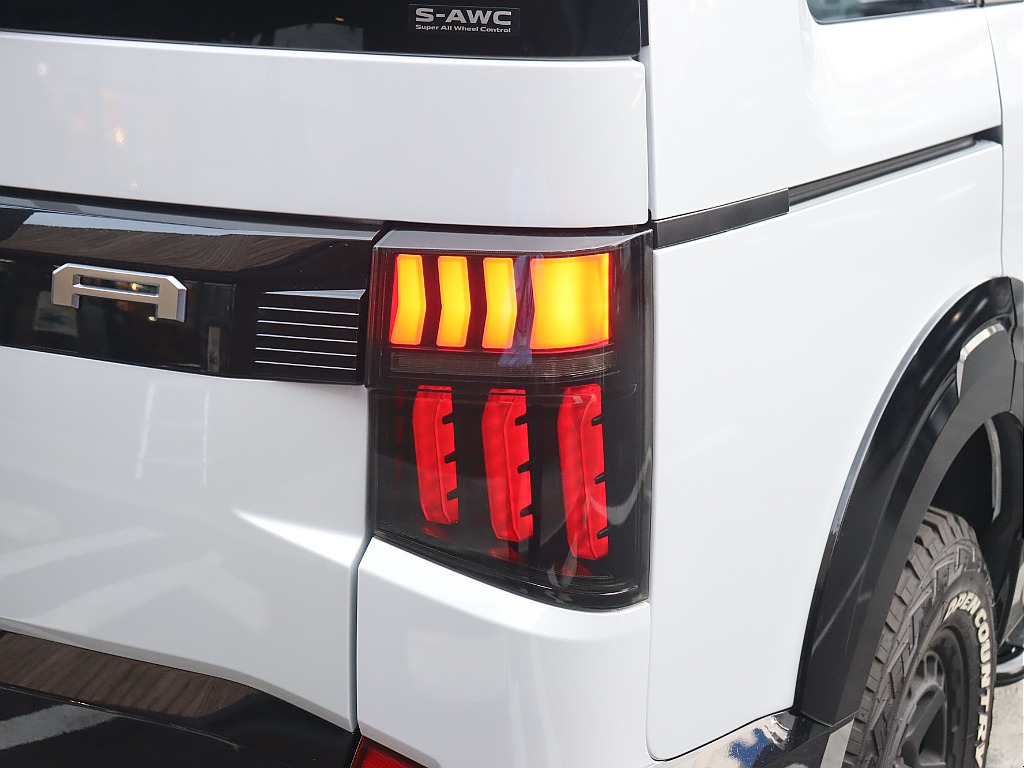 テールランプも新品オリジナル！他には無いデザインでカッコいい♪