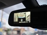 バックミラーにもカメラ映像映ります！