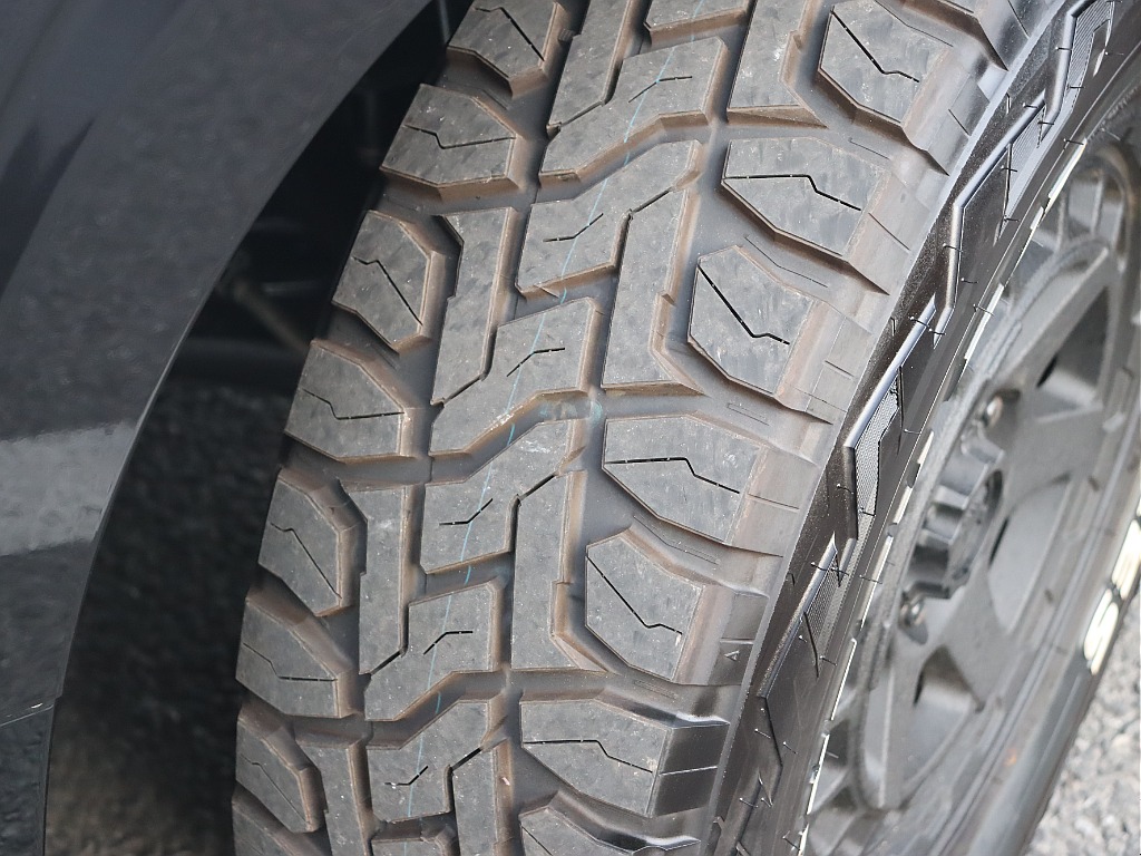 タイヤ溝もバッチリ！