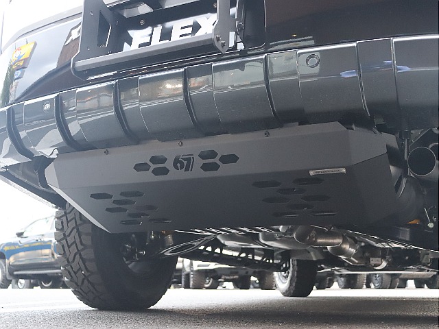 新品67 ROKUNANAアンダーカバーも装着！