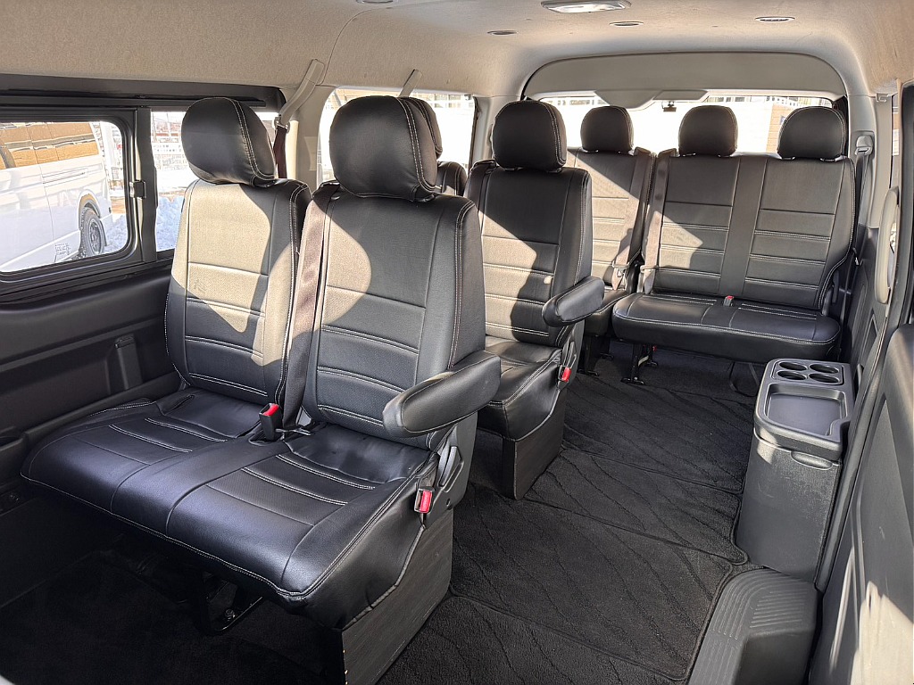 ハイエースワゴンGLが入庫致しました♪