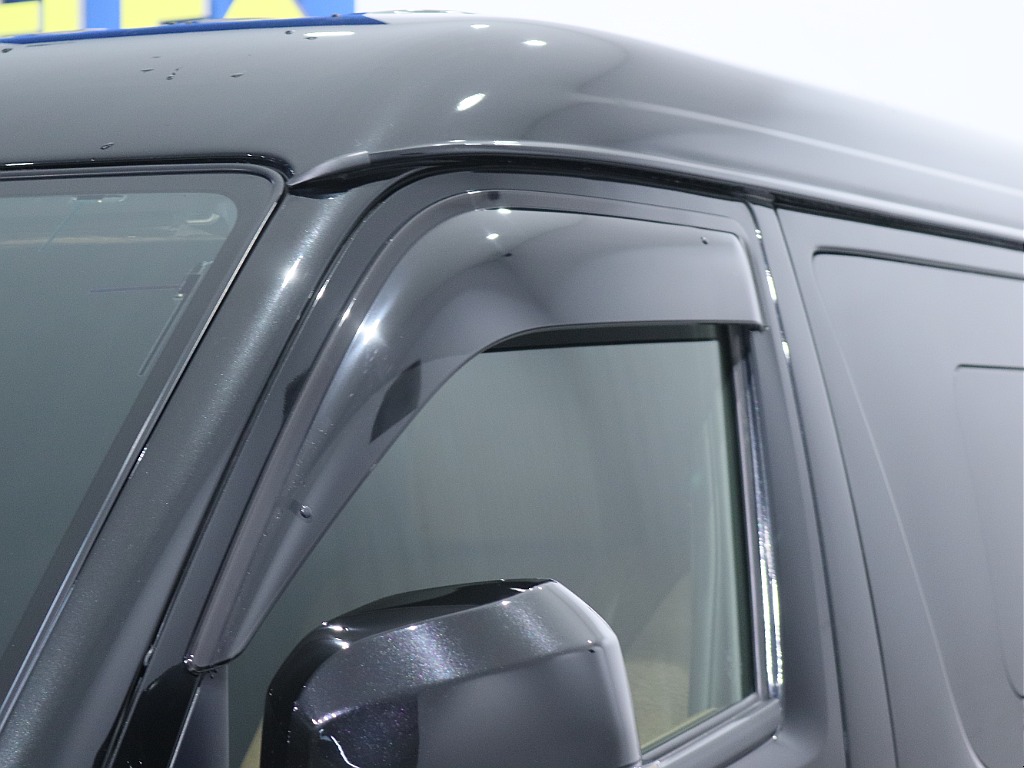 ドアバイザーも装備済みです♪