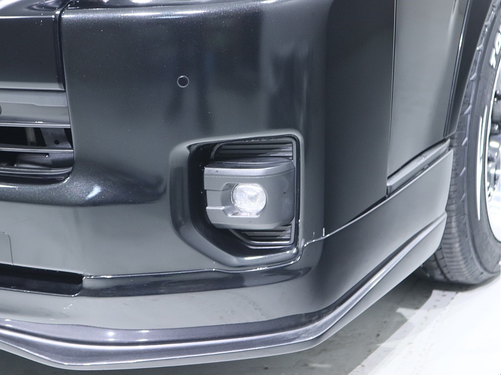 フォグももちろんLEDです♪