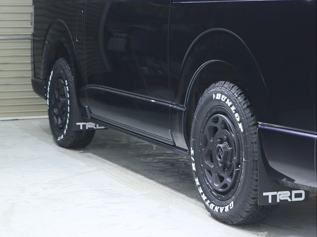 ホワイトレターでオシャレな仕上がり！