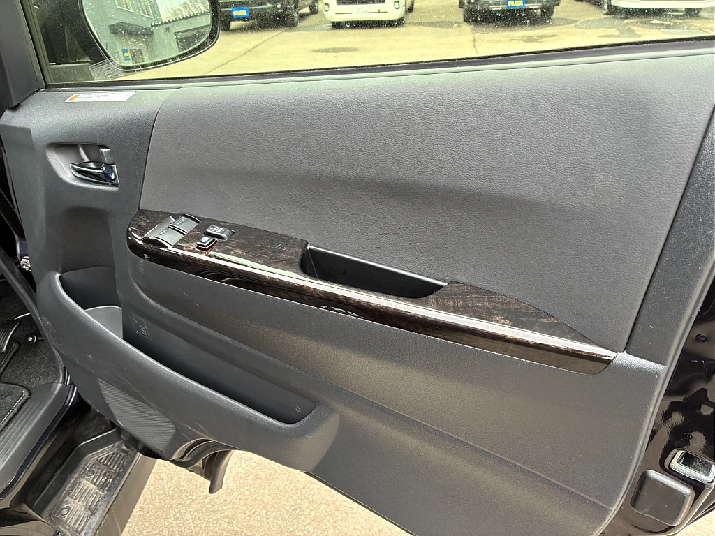 特別仕様車専用インテリアパネル！