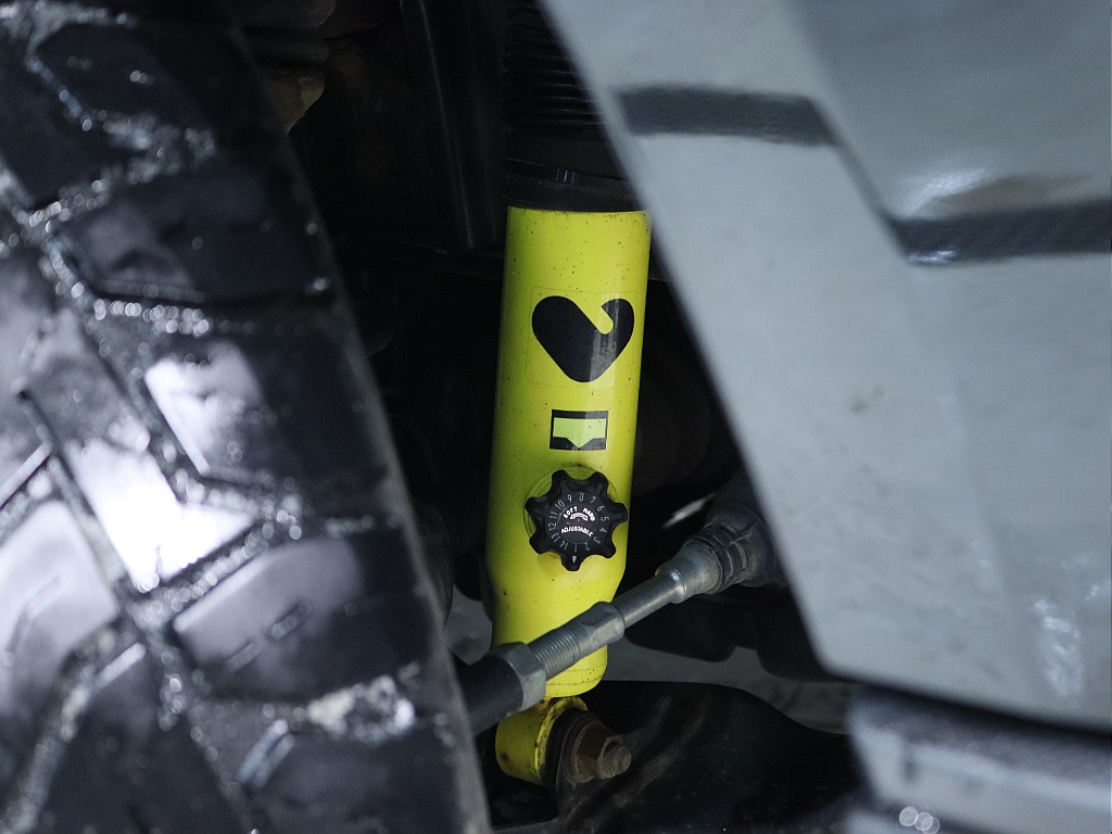 オリジナルショックアブソーバー付き！