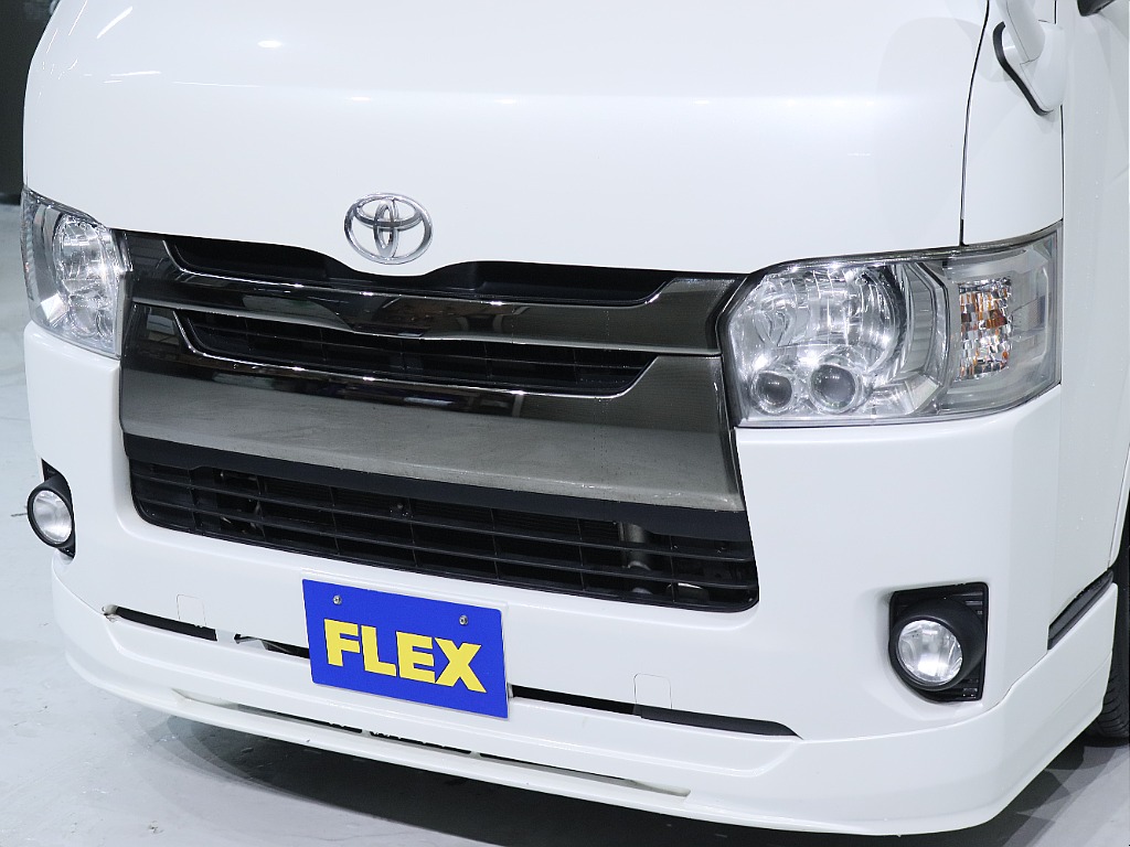 フロントリップスポイラー付き！