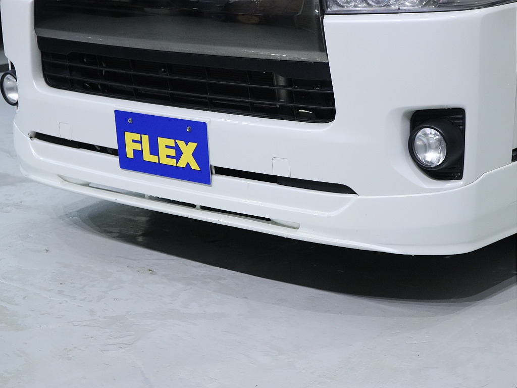 フロントリップスポイラー付き！