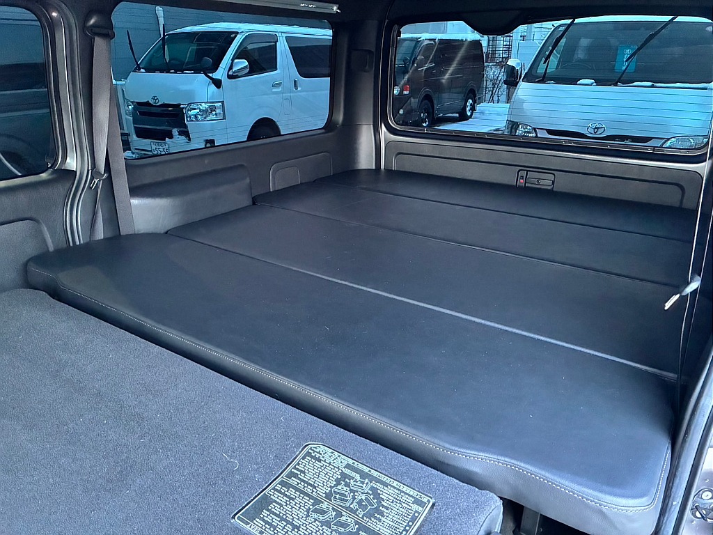 車中泊も広々です！