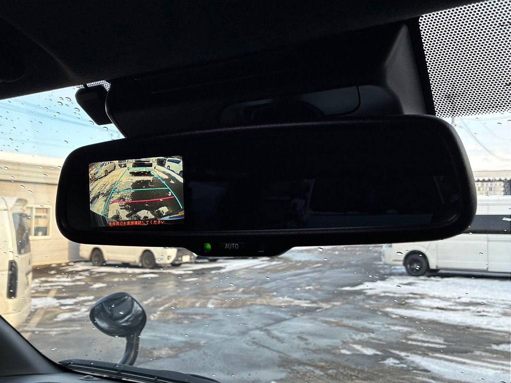 バックカメラ付き防眩ミラー！