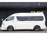 トヨタ ハイエースコミューター(48枚目)