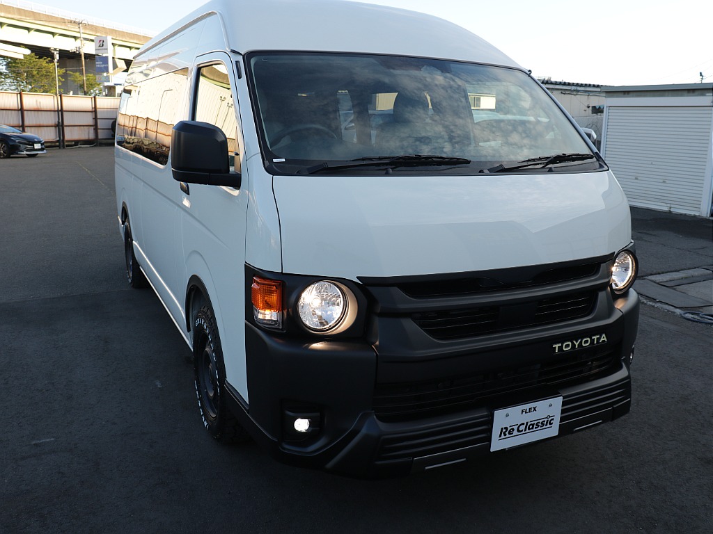 トヨタ ハイエースコミューター(23枚目)
