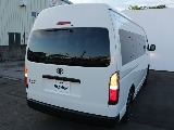 トヨタ ハイエースコミューター(34枚目)