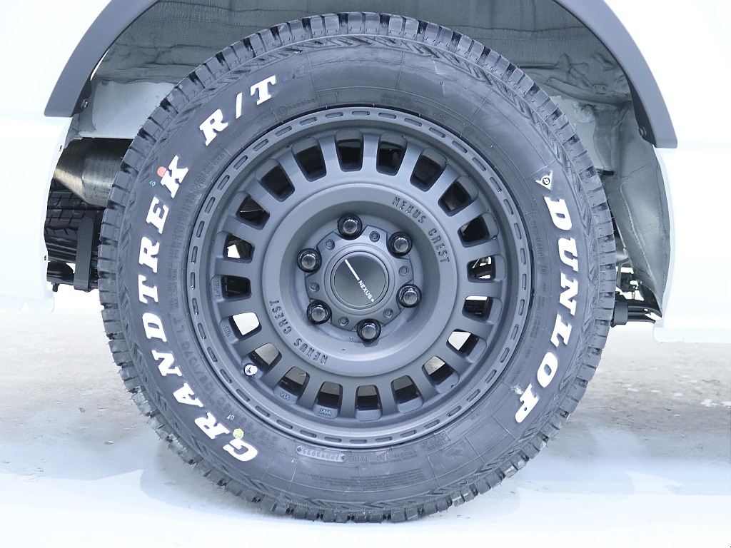 FLEXオリジナルNC-1 16インチアルミホイール付き！