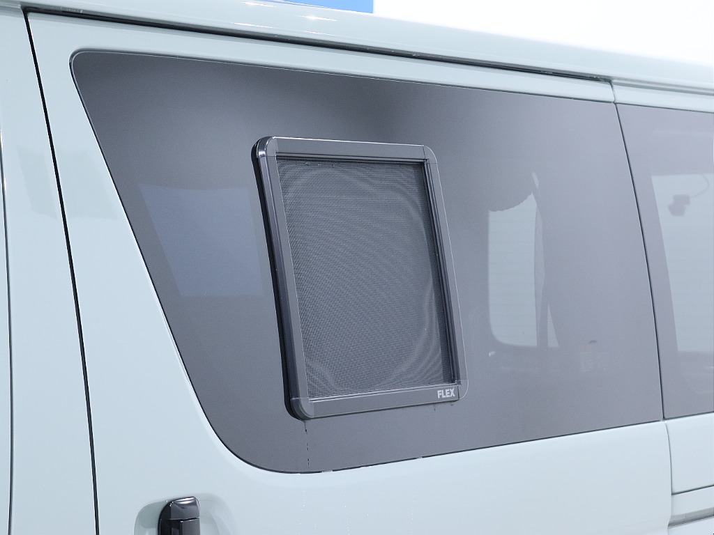 網戸も装備されております！