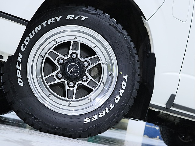 SSR　16インチアルミホイールお装備されております！