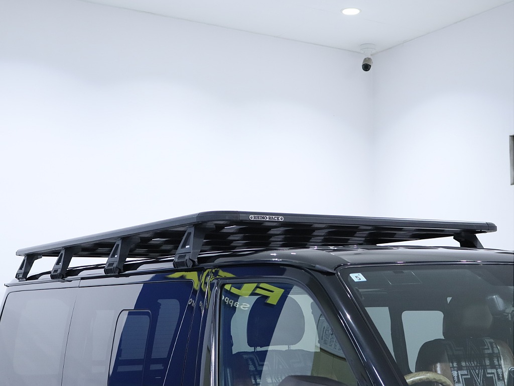 高価パーツライノラックが装備されております！