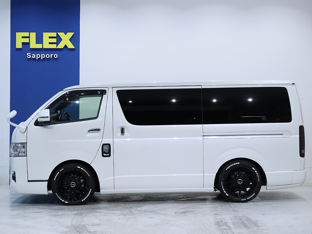 パワースライドドア付き！