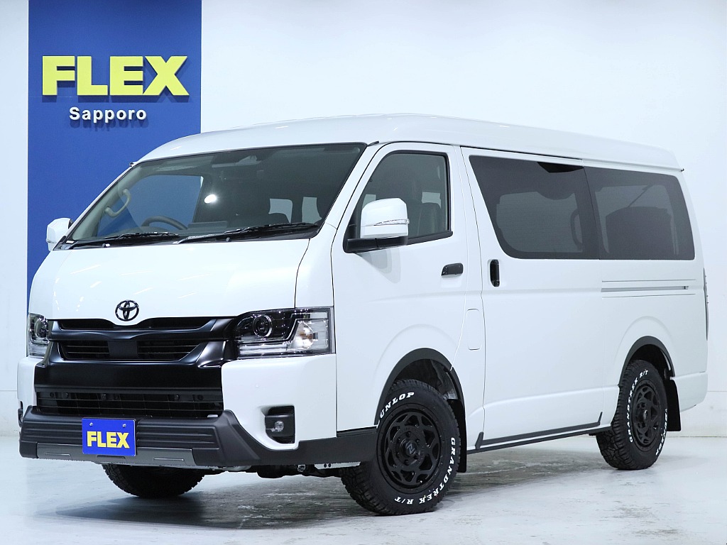 待望の9型！！！ハイエースワゴン入庫致しました♪
