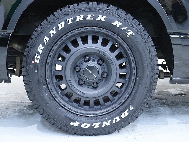 FLEXオリジナルNC-1　16インチアルミホイール付き