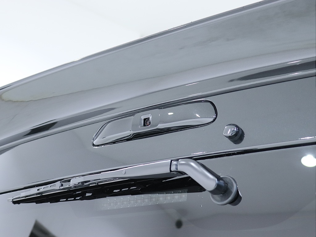 デジタルインナーミラーももちろんついております！