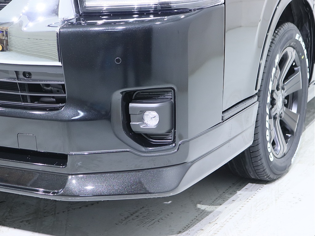 もちろんフォグも付いております！