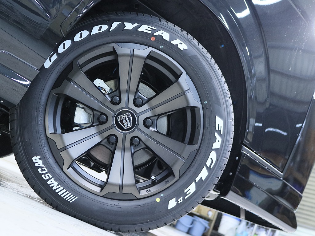 バルベロアーバン１７inアルミホイール！