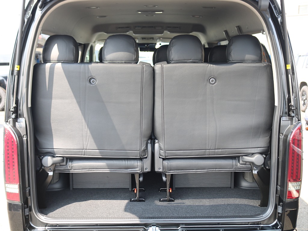 ＦＬＥＸグループは「すべての人に愛車を」をコンセプトに車種別に全国展開中！愛車と一緒に、ライフスタイルを充実させてもらいたいという思いで、ランクル仙台泉店では皆様のご要望になんでもお応えします♪
