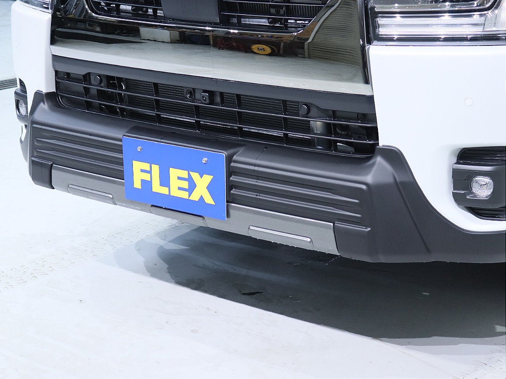 T-Forceスポイラー付き！