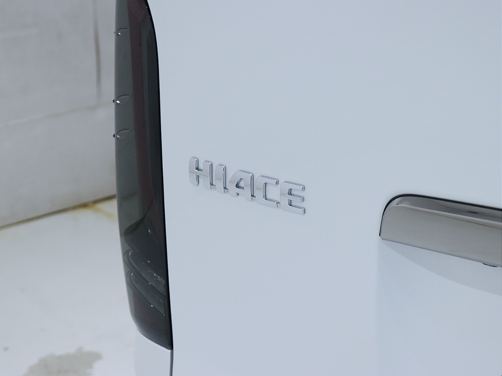 トヨタ ハイエースバン(49枚目)